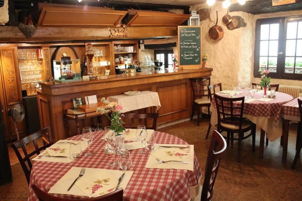 Auberge Des Trois Chateaux Eguisheim Dış mekan fotoğraf